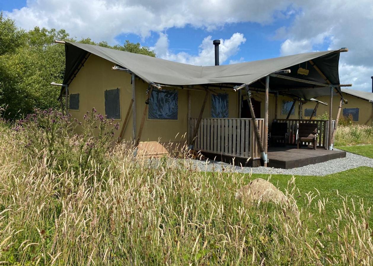 Florence Springs Glamping Gumfreston Extérieur photo