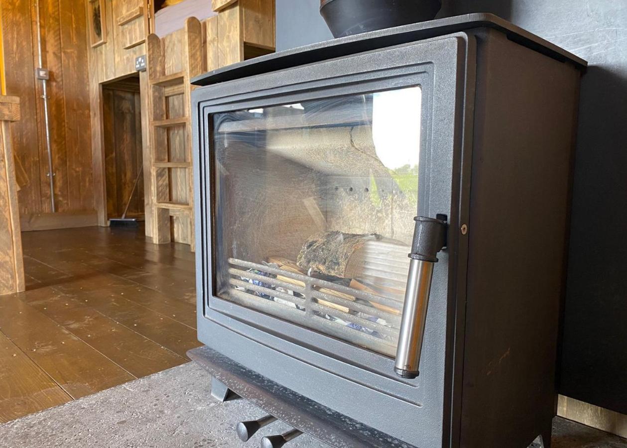 Florence Springs Glamping Gumfreston Extérieur photo