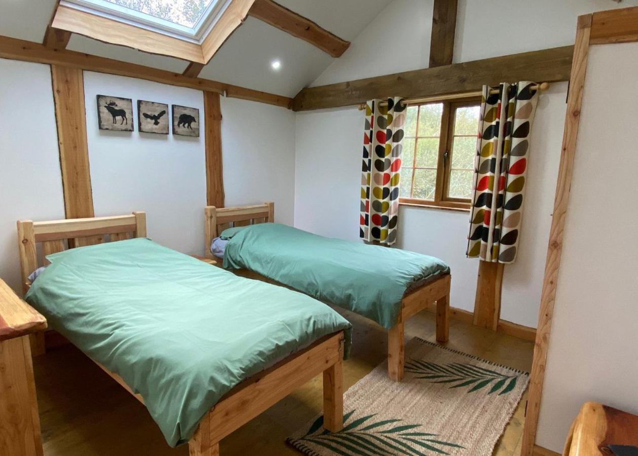 Florence Springs Glamping Gumfreston Extérieur photo
