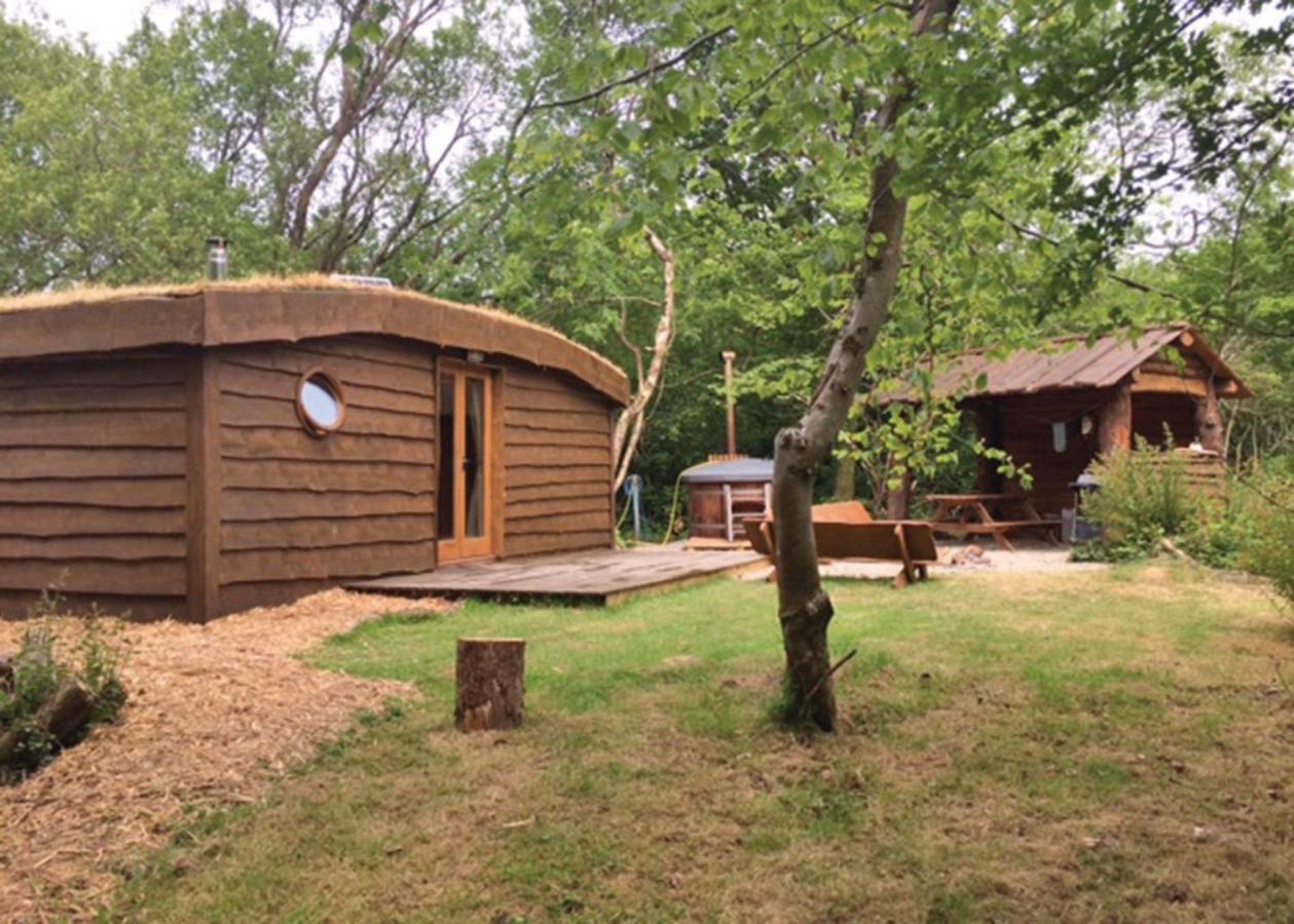 Florence Springs Glamping Gumfreston Extérieur photo