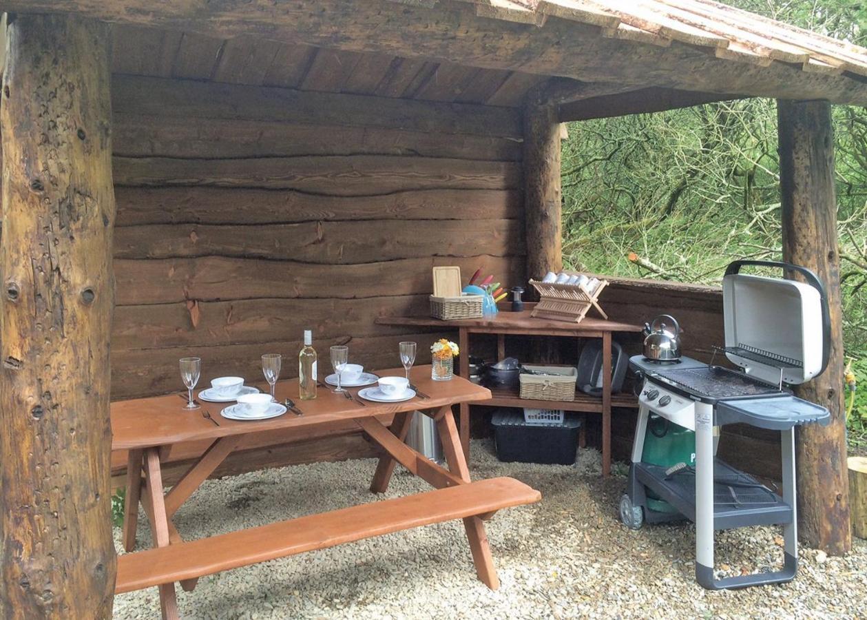 Florence Springs Glamping Gumfreston Extérieur photo
