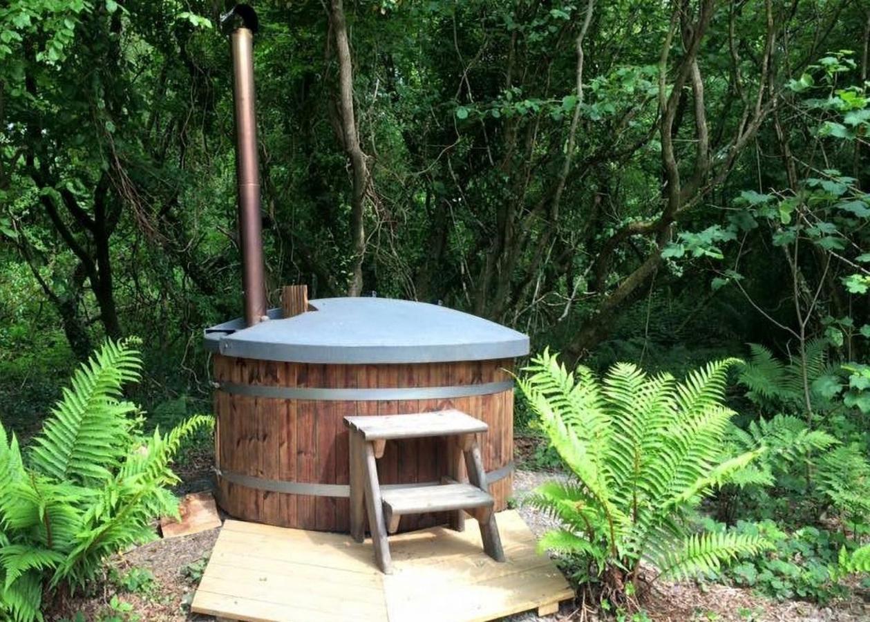 Florence Springs Glamping Gumfreston Extérieur photo